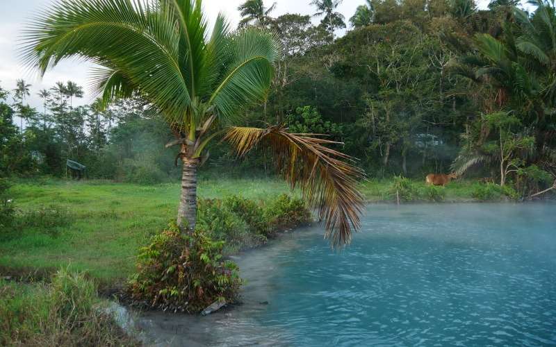 Tomohon Ranolewo landscape