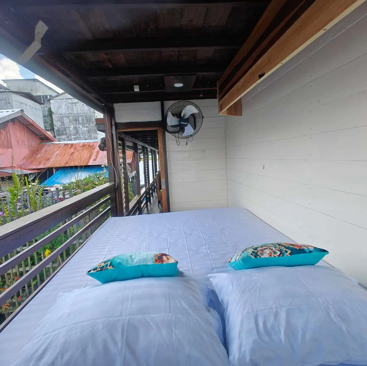 Lidia Jungle Balcony Fan