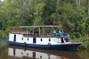 Local-Guides Boat Outside
